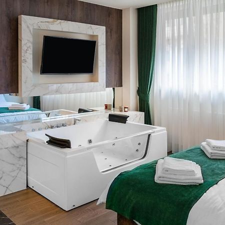 9 Nine - Luxury Apartments & Suites Белград Екстериор снимка