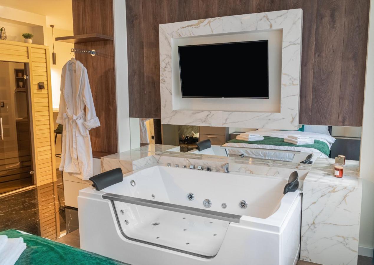 9 Nine - Luxury Apartments & Suites Белград Екстериор снимка