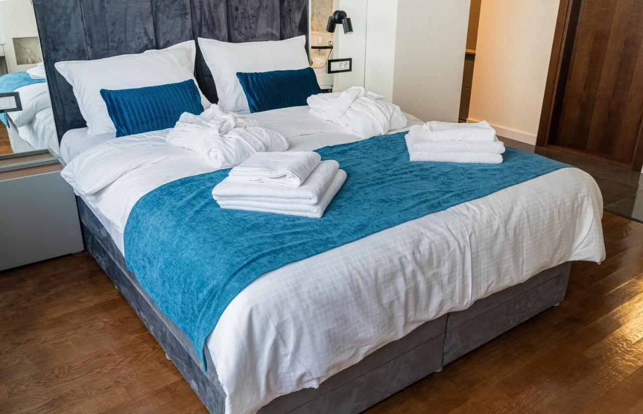 9 Nine - Luxury Apartments & Suites Белград Екстериор снимка
