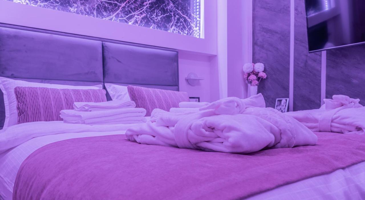 9 Nine - Luxury Apartments & Suites Белград Екстериор снимка