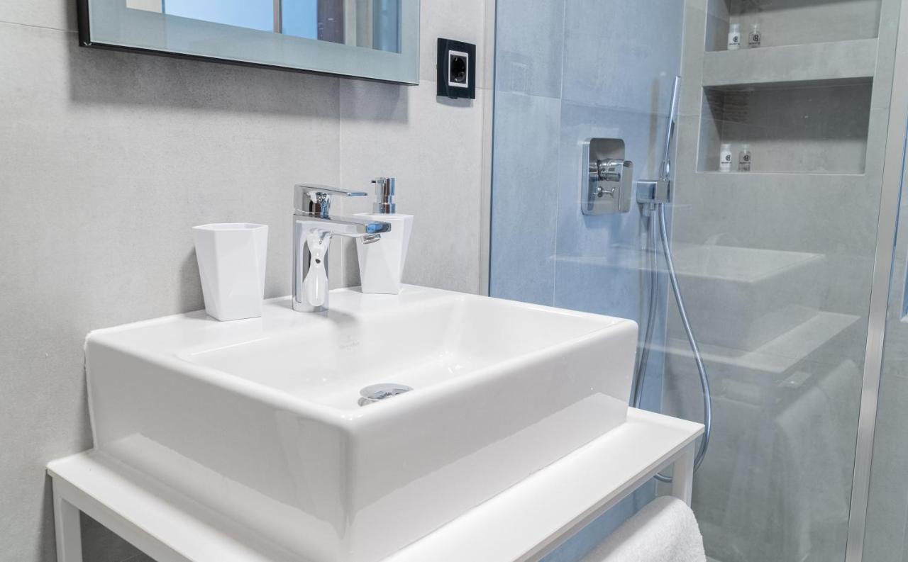 9 Nine - Luxury Apartments & Suites Белград Екстериор снимка