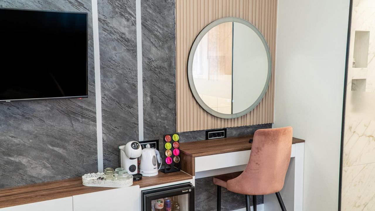 9 Nine - Luxury Apartments & Suites Белград Екстериор снимка
