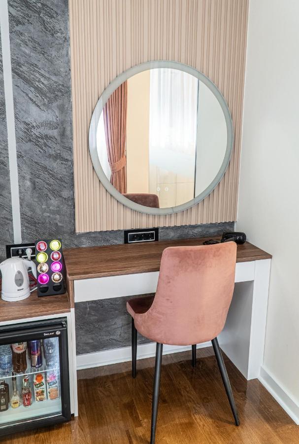 9 Nine - Luxury Apartments & Suites Белград Екстериор снимка