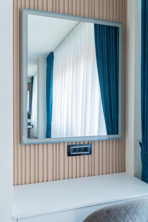 9 Nine - Luxury Apartments & Suites Белград Екстериор снимка