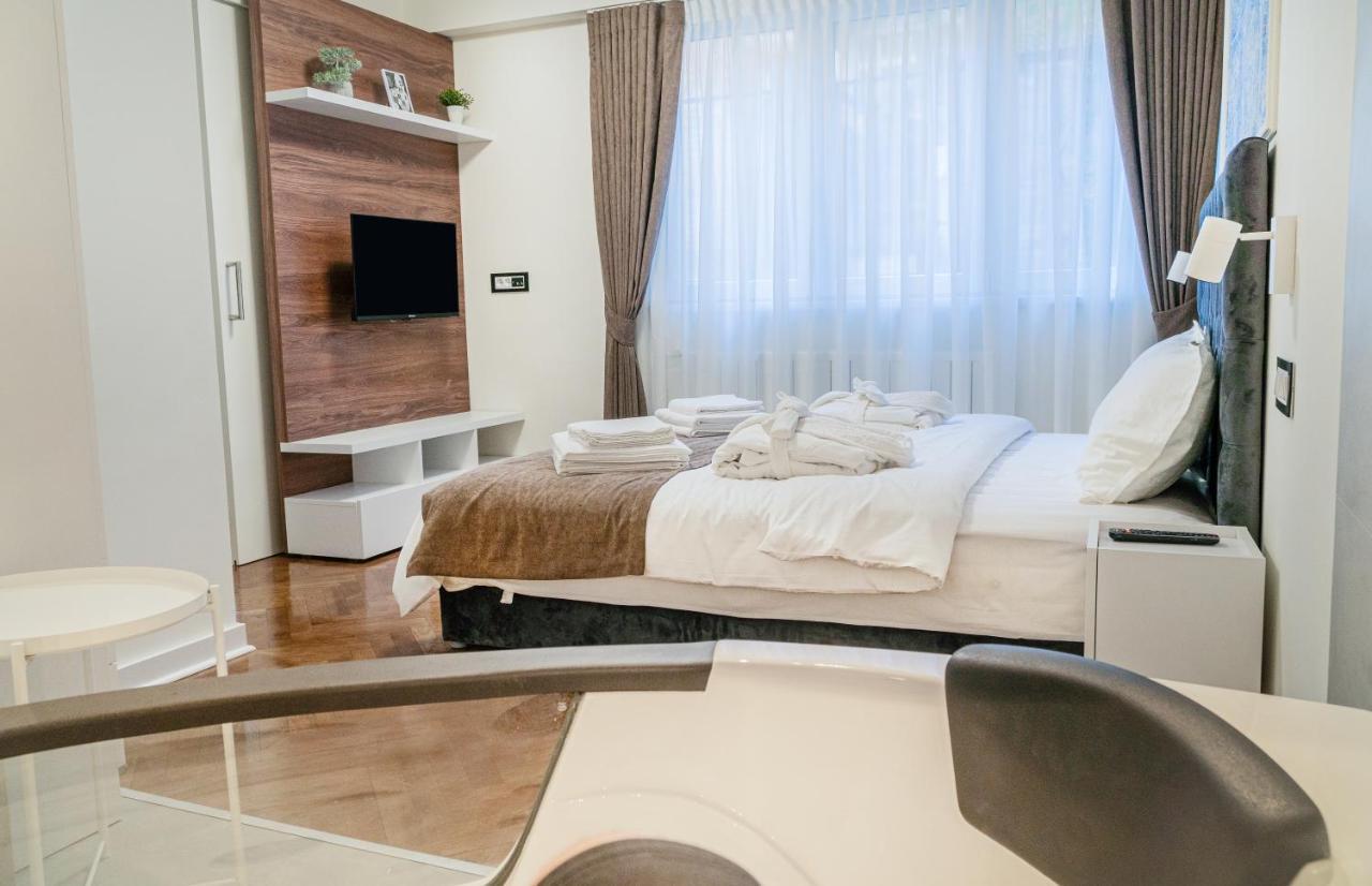 9 Nine - Luxury Apartments & Suites Белград Екстериор снимка